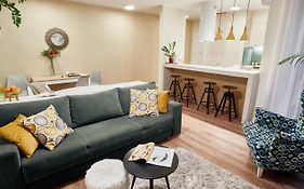 Cleopatra Apartment